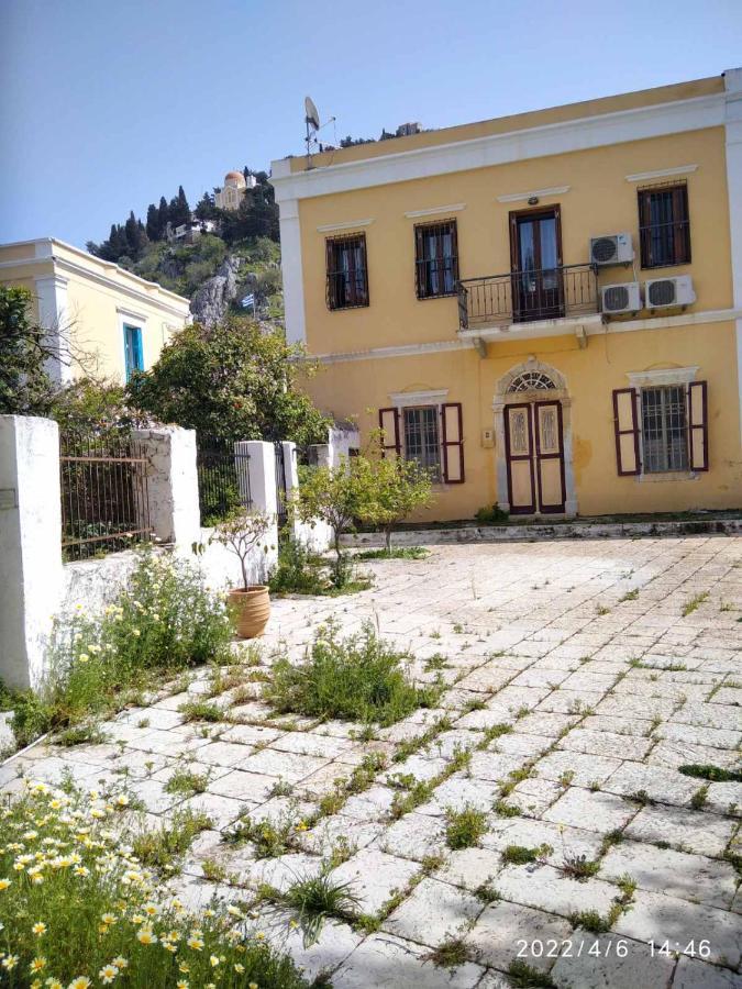 Giannas House Simi Exterior foto